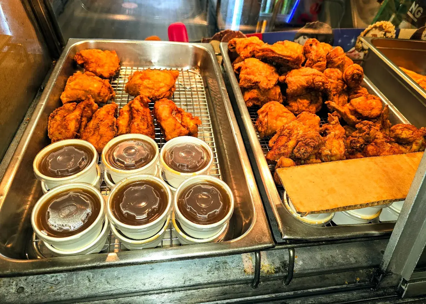 Zilford's Nashville hot chicken at Foothills Foods Calgary